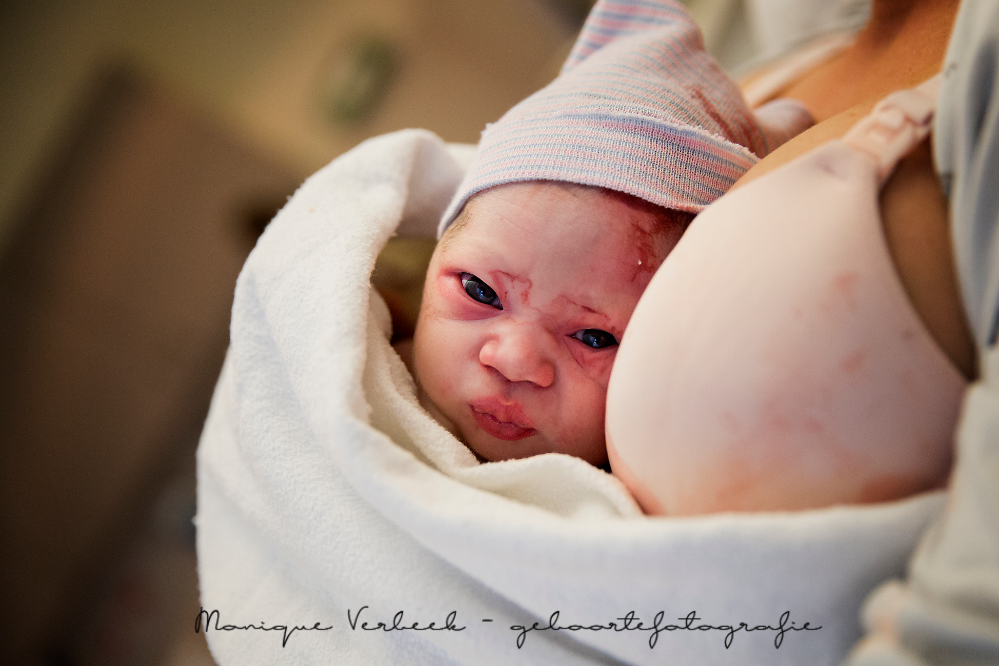 geboortefotograaf Monique Verbeek Fotografie Utrecht geboortefotografie bevallen pasgeboren
